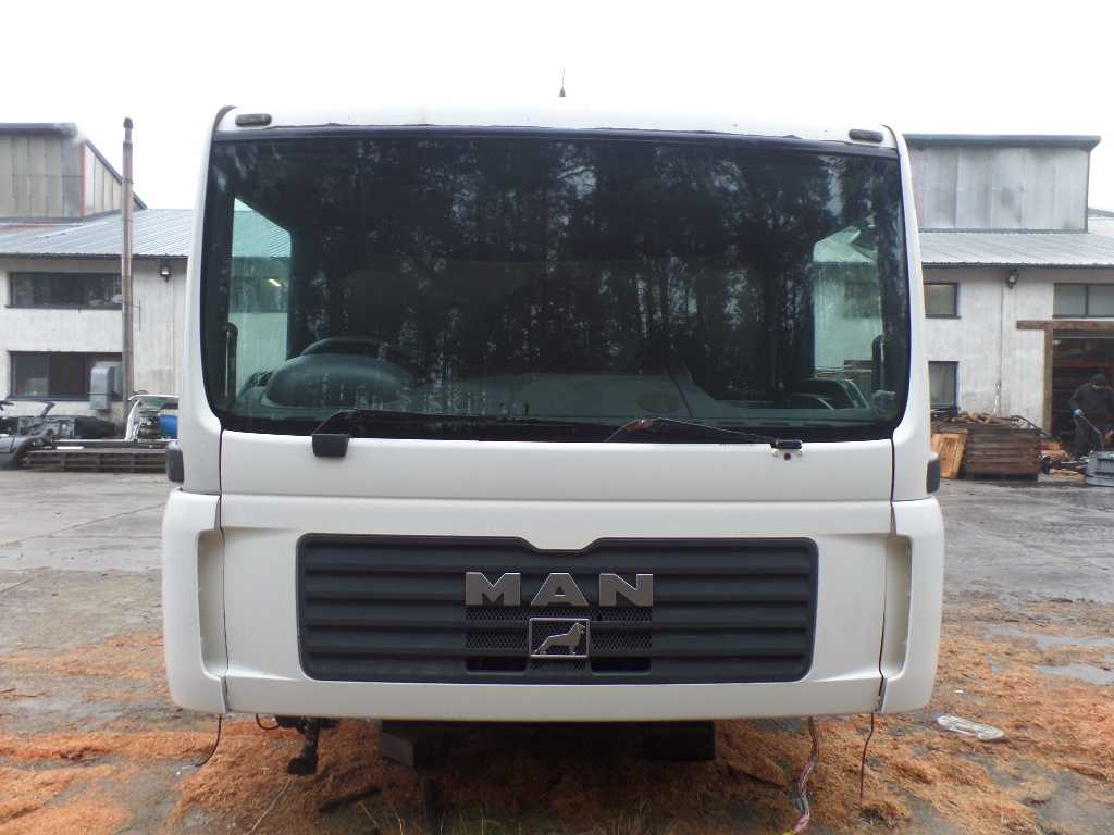 MAN TGL TGM TGA KABINA SYPIALNIA KAROSERJA 08R POMORSKIE