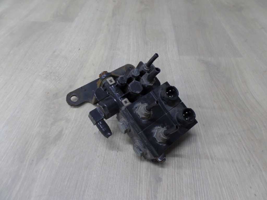 MAN TGL TGM TGA 8-180 ZAWOR ROZDZIELACZ ROZGALEZIACZ POWIETRZA 81981836000