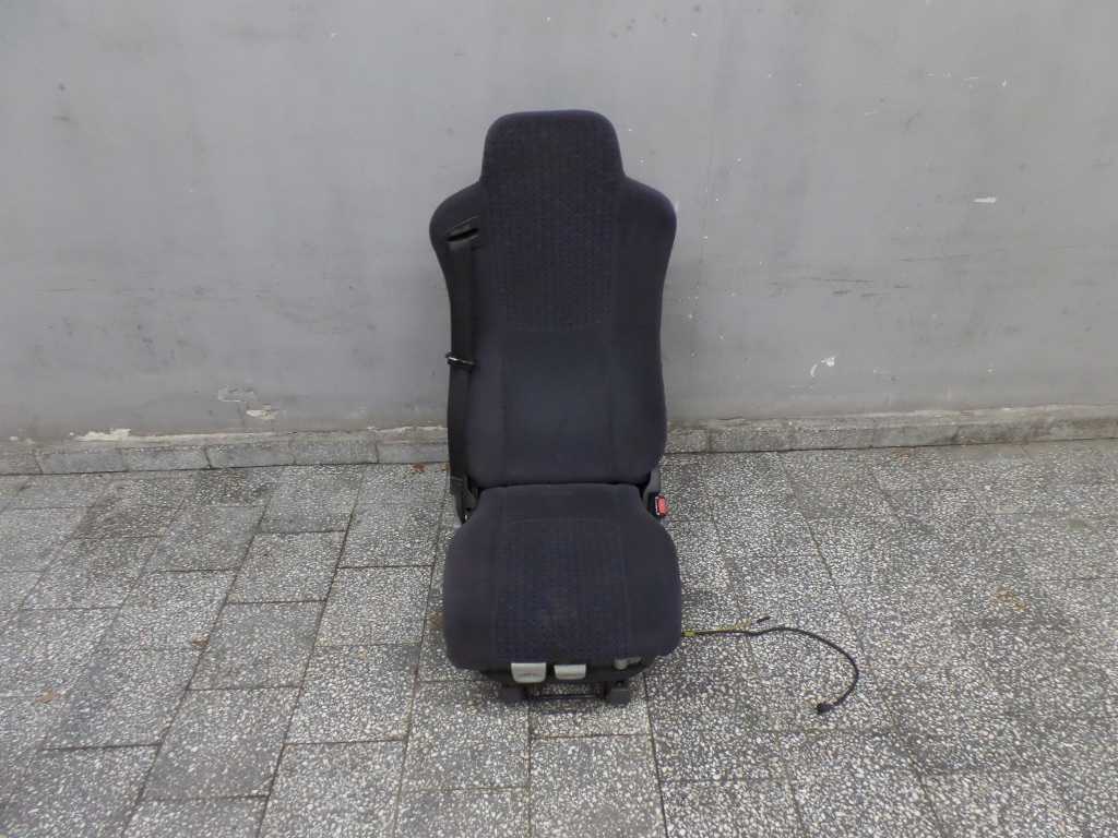 MAN TGL TGM TGA 8-180 FOTEL PNEUMATYCZNY ISRI PRAWY