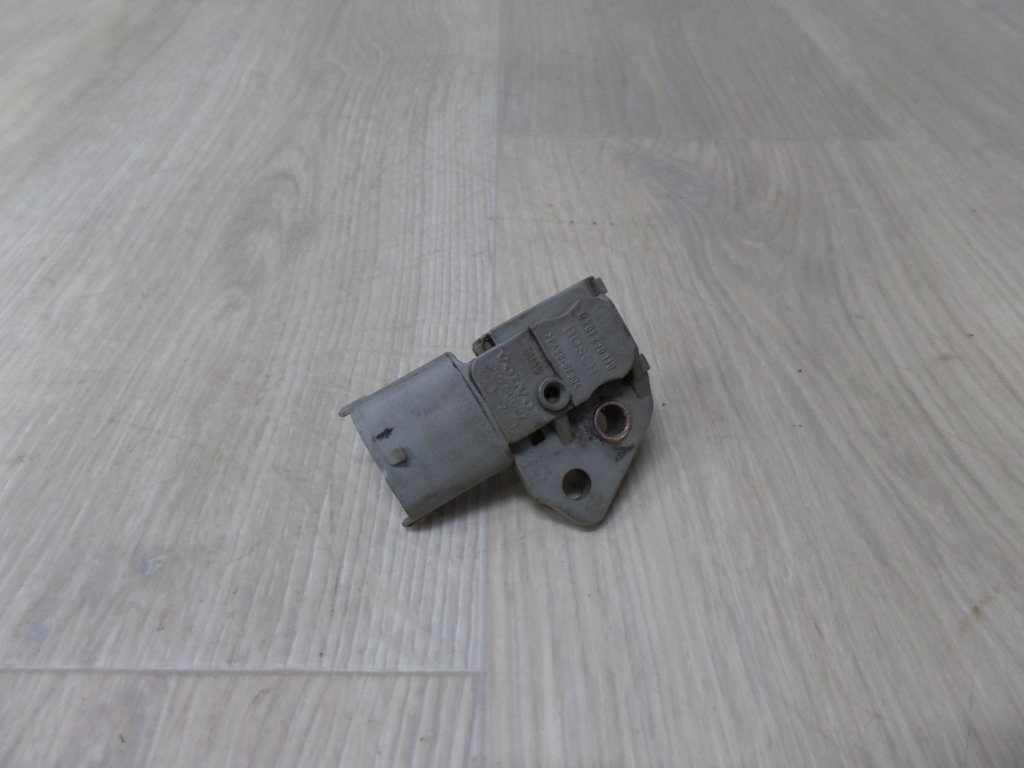 VOLVO S80 V70 III 3.0 3.2 XC 07- CZUJNIK CISNIENIA PALIWA 30756097 0261230110