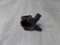VOLVO S80 V70 III 3.0 3.2 XC 07- OBUDOWA TERMOSTATU TERMOSTAT CZUJNIK 6G9N-61J20-AD