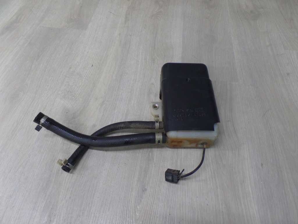 ISUZU NPR NQR NPS 5.2 D 4HK1 ZBIORNIK PLYNU HAMULCOWEGO CZUJNIK 89716-47491