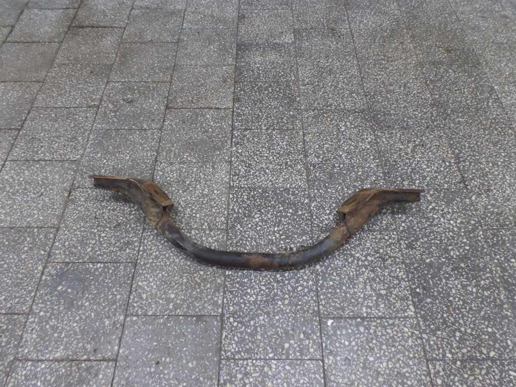 ISUZU NPR NQR NKR BELKA ROZPORKA RAMY PODPORA SILNIKA 17.5 01-07