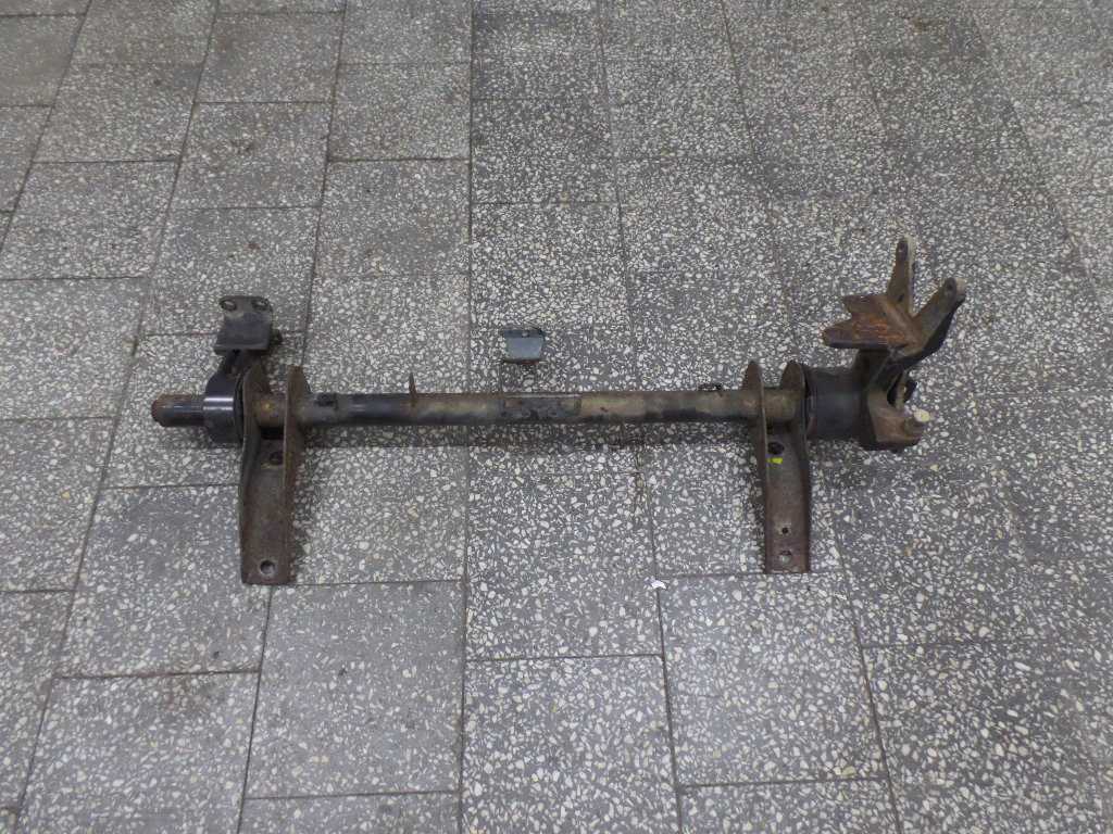 ISUZU NPR NQR NKR ZAWIAS WYWROT LAPA KABINY BELKA 04-07
