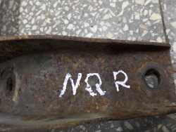ISUZU NPR NQR NKR ZAWIAS WYWROT LAPA KABINY BELKA 04-07
