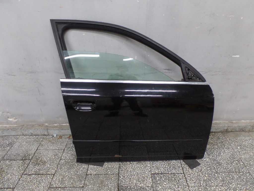 AUDI A4 B6 B7 00-07 DRZWI PRZOD PRZEDNIE PRAWE