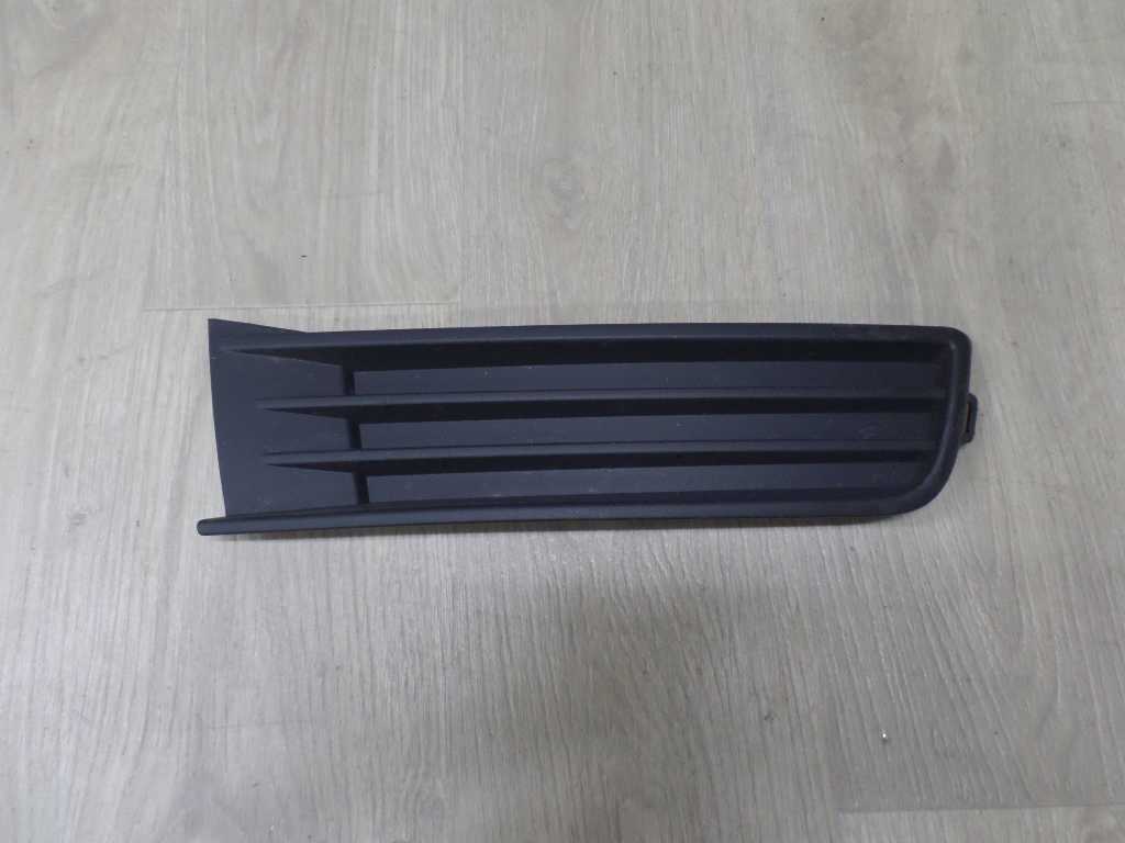 VW TOURAN III 2015-  KRATKA ZDERZAKA PRAWA 5TA853666
