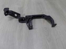 SKODA SUPERB III LACZNIK PASA PRZEDNIEGO LEWY 3V0805307