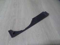 AUDI A4 B7 ZASLEPKA KRATKA ZDERZAKA HALOGENU LEWA 8E0807173 04-07