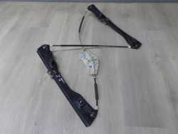 VW PASSAT B6 MECHANIZM PODNOSNIK SZYBY PRZOD PRAWY 05-10