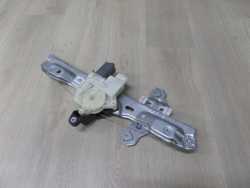 NISSAN QASHQAI II J11 17- MECHANIZM PODNOSNIK SZYBY PRAWY TYL 82700-HV00C