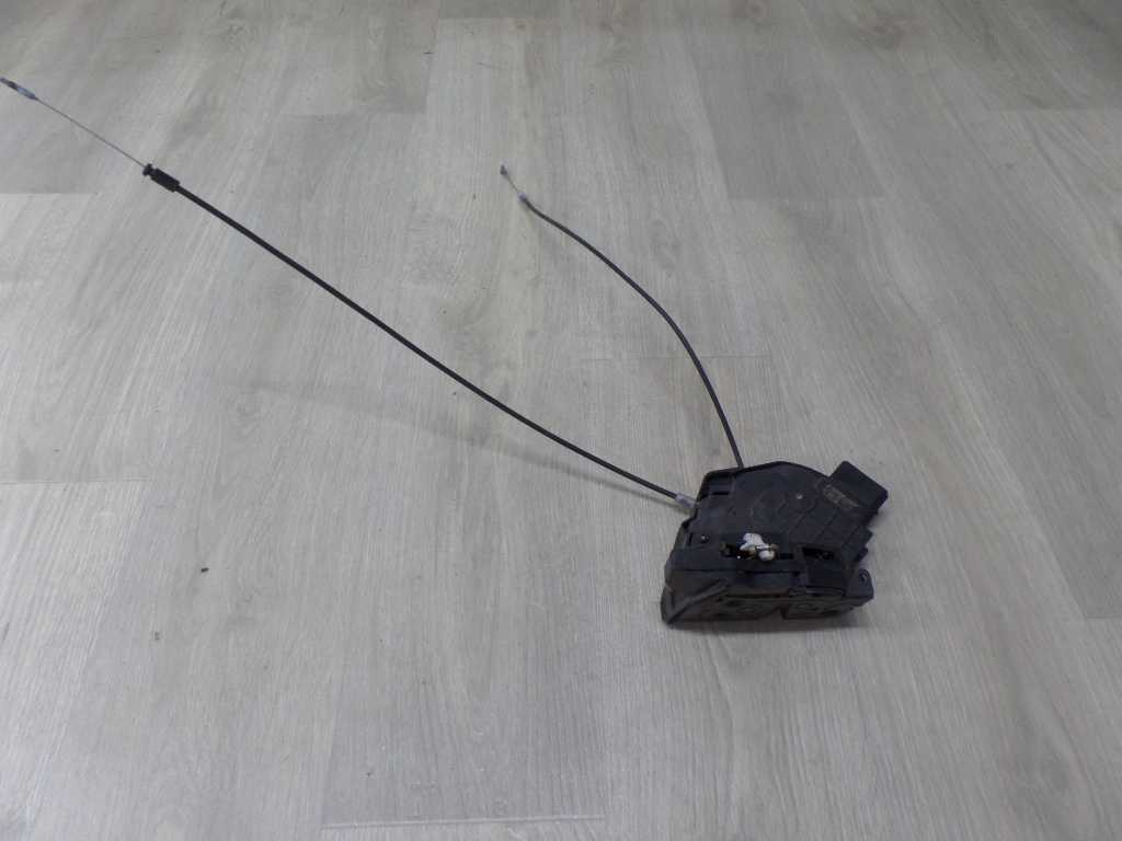 MAZDA 3 BK HB ZAMEK DRZWI PRAWY TYL 3N6A-A26412-B 03-09