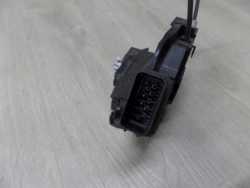 MAZDA 3 BK HB ZAMEK DRZWI PRAWY TYL 3N6A-A26412-B 03-09