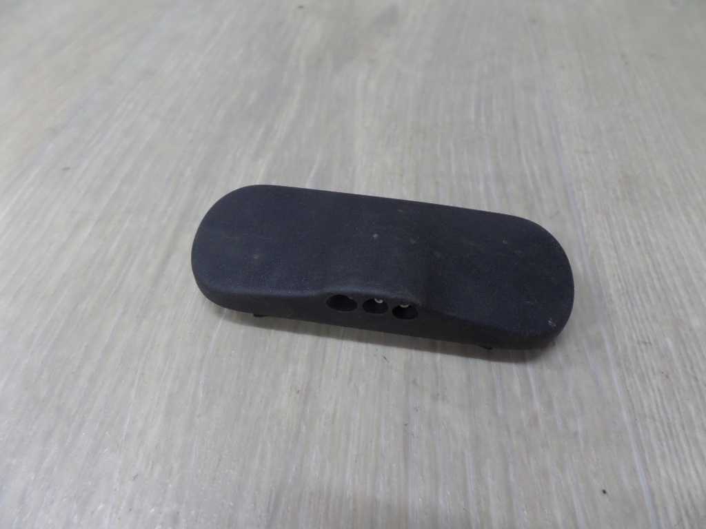 SEAT IBIZA 6J 08-15 SPRYSKIWACZ DYSZA SPRYSKIWACZA PRAWA 6J0955986