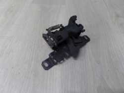MERCEDES A KLASA W169 ZAMEK MASKI A1698800060