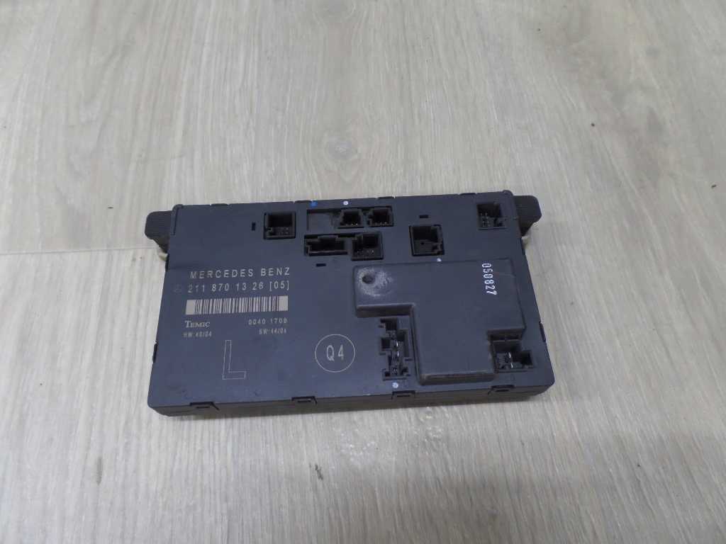 MERCEDES E KLASSA W211 02- MODUL STEROWNIK DRZWI LEWY PRZOD 2118701326