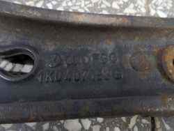 VW TOURAN AUDI A3 SEAT WAHACZ PRZOD 1K0407153G