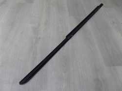 MERCEDES E KLASSA W211 02- LISTWA ZGARNIAJACA SZYBY PRAWY TYL A2117350565