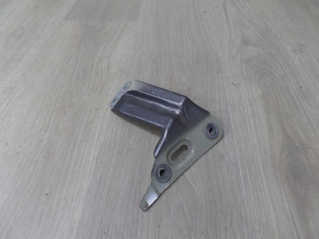 VW GOLF VII 12-20 WSPORNIK MOCOWANIE BLOTNIKA PRAWY 5G0821136B