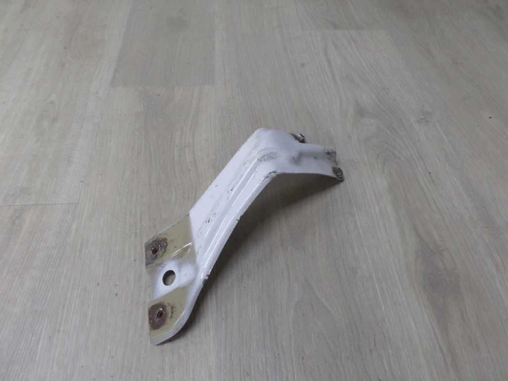 VW SCIROCCO 1K8 08-12 WSPORNIK MOCOWANIE BLOTNIKA PRAWE 1K8821136