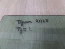 VW TIGUAN II 15-22 SZYBA BOCZNA DRZWI TYL LEWA 15R