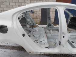 VOLVO S40 V50 04-13 CWIARTKA PODLUZNICA PRZOD LEWA 019-26