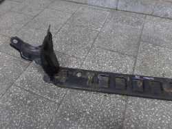 VOLVO S60 II 1.6D 10-17 ZWROTNICA PIASTA WAHACZ PRAWY TYL