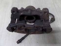 VOLVO S60 II 1.6D 10-17 ZACISK HAMULCOWY PRAWY TYL ELEKTRYCZNY 32532594