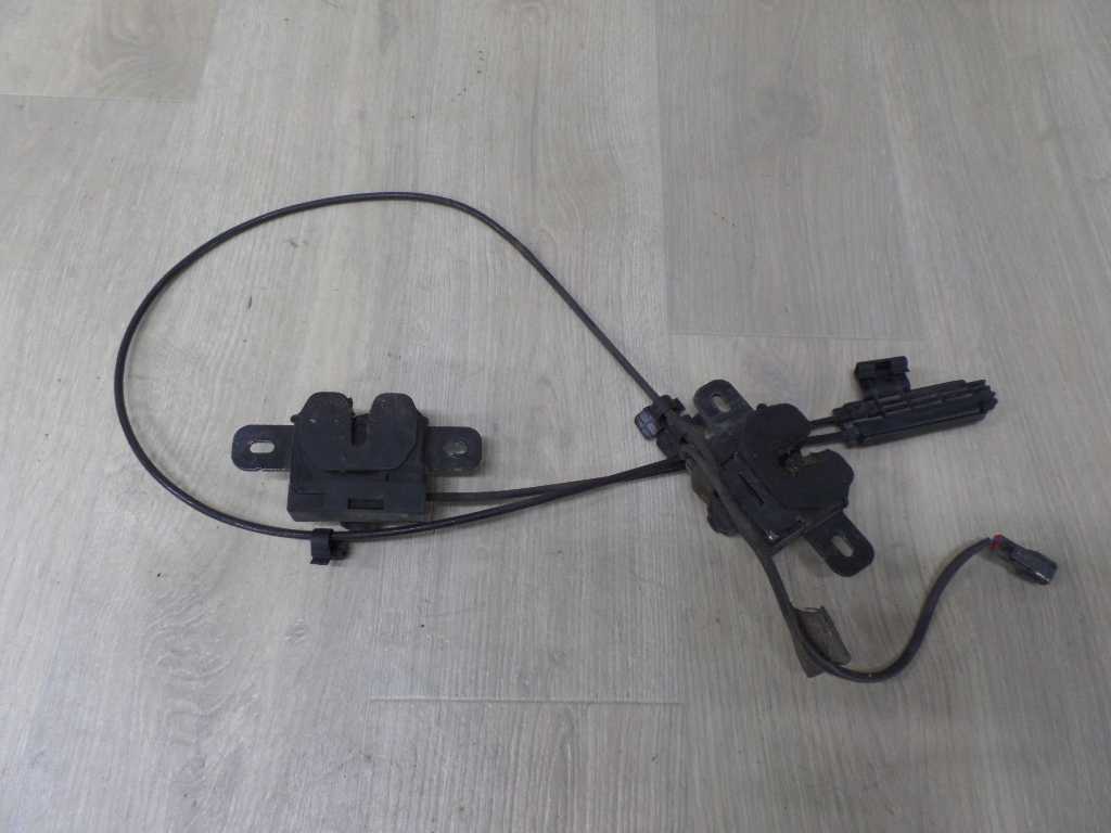 VOLVO S60 V60 II ZAMEK MASKI KOMPLET 31356006