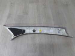 VOLVO S60 V60 II OSLONA SLUPKA SRODKOWEGO LEWA 31307480