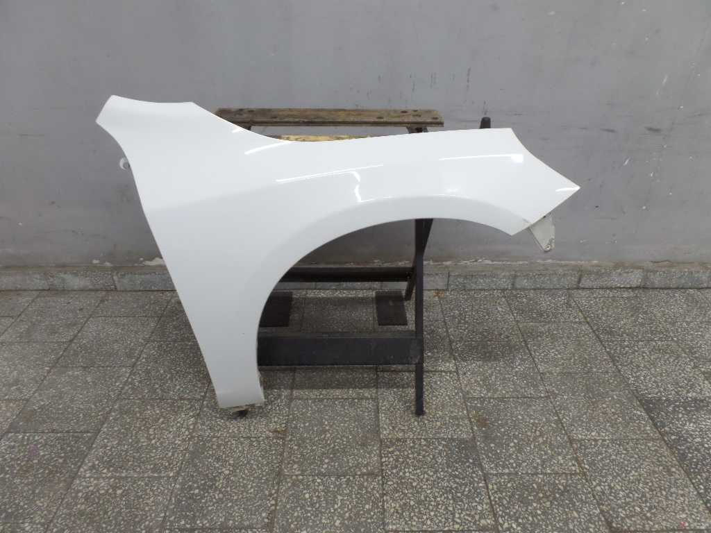 VOLVO S60 II V60 10- BLOTNIK PRZOD PRAWY 614-46