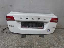 VOLVO S60 II 10- KLAPA BAGAZNIKA 614-46