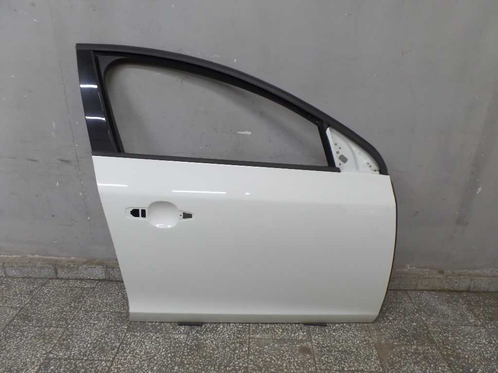 VOLVO S60 II V60 10- DRZWI PRZOD PRAWE 614-46