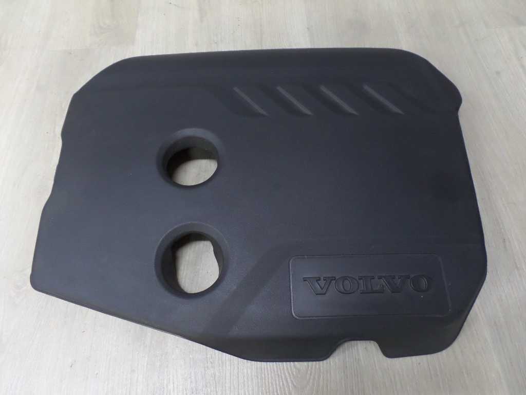 VOLVO S60 II V60 1.6 D D2 10- POKRYWA OSLONA SILNIKA AV6Q-6N041