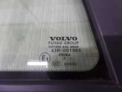 VOLVO S60 II 10- SZYBA DRZWI TYL PRAWA TROJKAT 12r