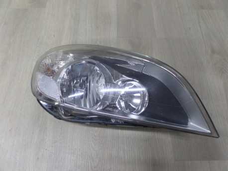 VOLVO S60 II V60 10-17 LAMPA REFLEKTOR PRZOD PRAWY UK 31299997