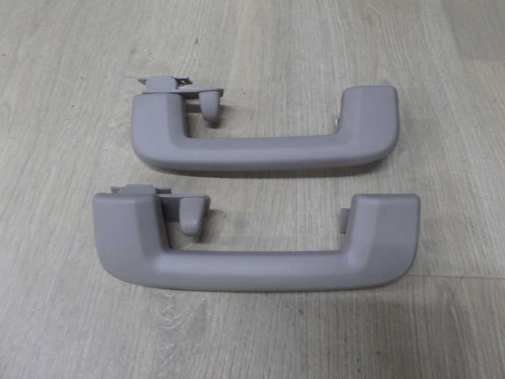 VOLVO S60 II V60 10-17 UCHWYT RACZKA PODSUFITKI TYL 31305679