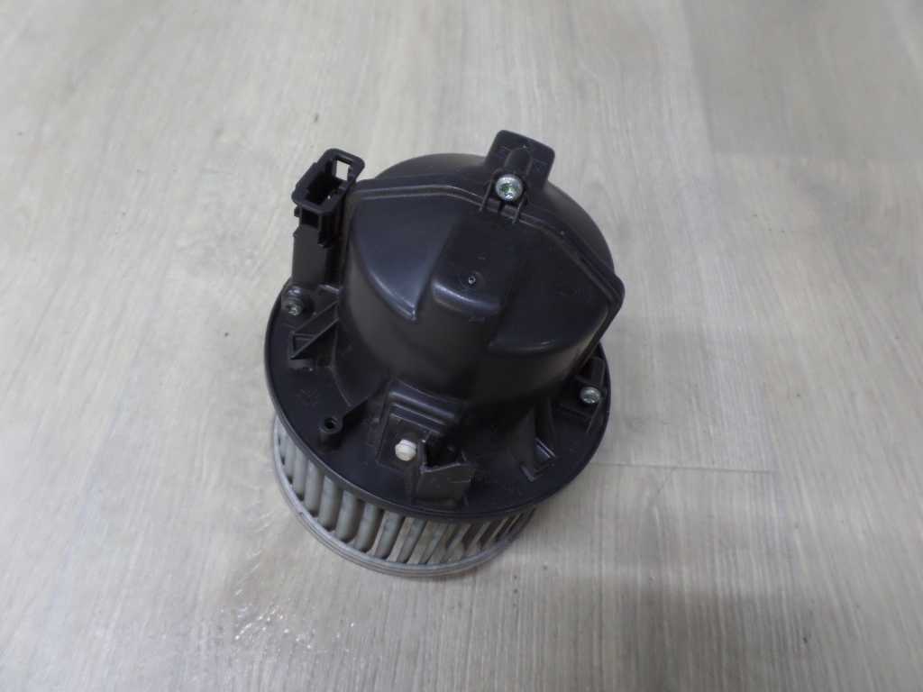 VOLVO S60 II V60 XC60 08-17 DMUCHAWA WENTYLATOR 6G9N-18D413-AA