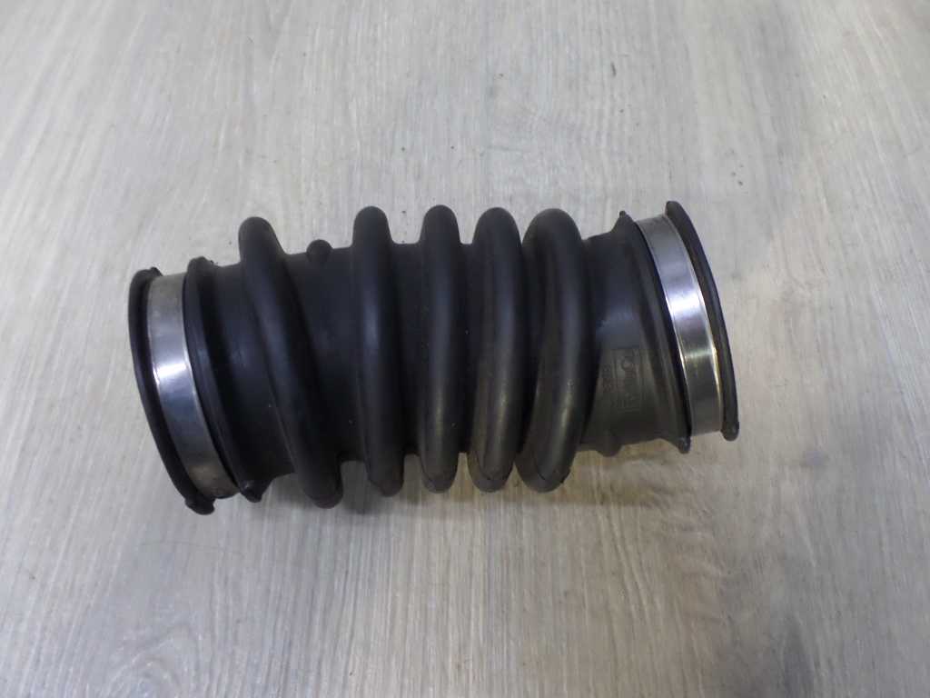 VOLVO S60 II V60 1.6 D D2 06- PRZEWOD POWIETRZA BG91-9C623-CA