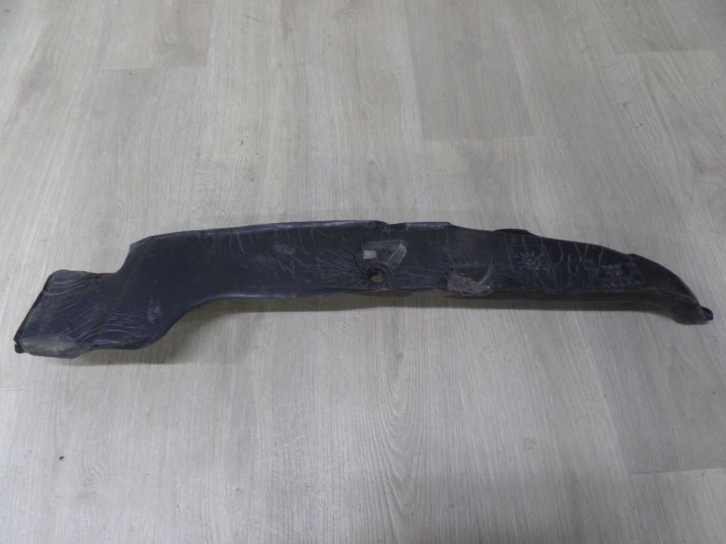 VOLVO S60 II V60 10- OSLONA WYGLUSZENIE BLOTNIKA PRAWE 31265385