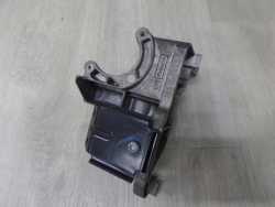 VOLVO S60 II V60 1.6 D D2 10- LAPA WSPORNIK POMPY SILNIKA AV6Q-9B470-BB