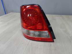 KIA SORENTO 02-09 LAMPA TYL LEWA TYLNA