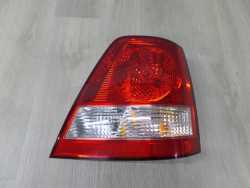 KIA SORENTO 02-09 LAMPA TYL PRAWA