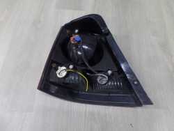 KIA SORENTO 02-09 LAMPA TYL PRAWA