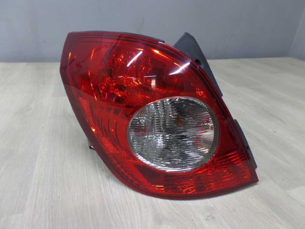 OPEL ANTARA LAMPA TYL LEWA TYLNA KPL 06-10