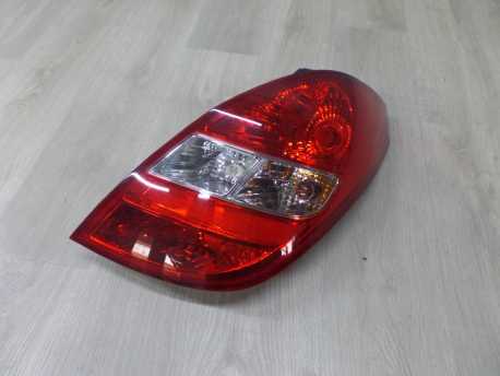 HYUNDAI I20 08-12 5D LAMPA TYL PRAWA 92402-1J000