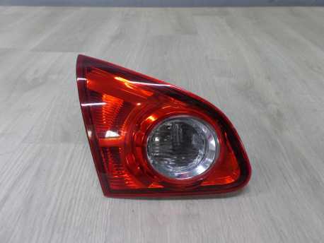 NISSAN QASHQAI J10 07-14 LAMPA TYL LEWA KLAPY 89071063