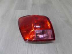 NISSAN QASHQAI J10 07-14 LAMPA TYL LEWA
