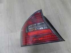 SUBARU LEGACY IV SEDAN 03-09 LAMPA TYL LEWA