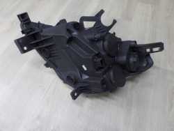 PEUGEOT PARTNER III 08-12 LAMPA PRZOD PRAWA UK 9682829580